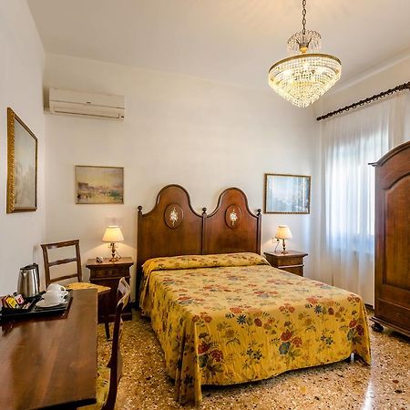 Casa Rezzonico Bed & Breakfast Venice Exterior photo